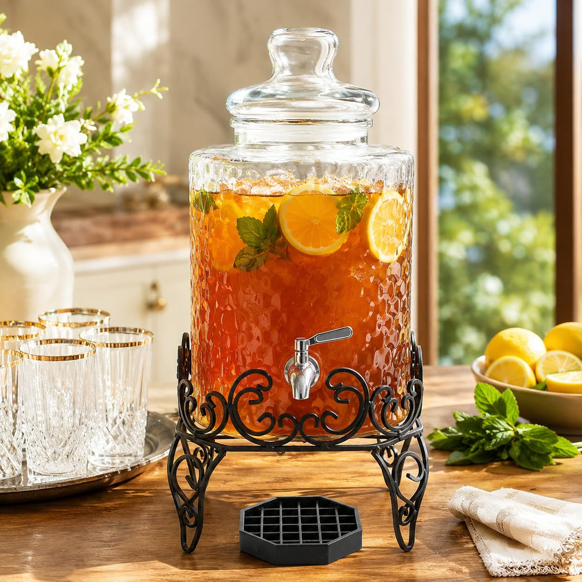 2.5 Gallon Glass Beverage Dispenser with Stand and Stainless Steel Spigot K368