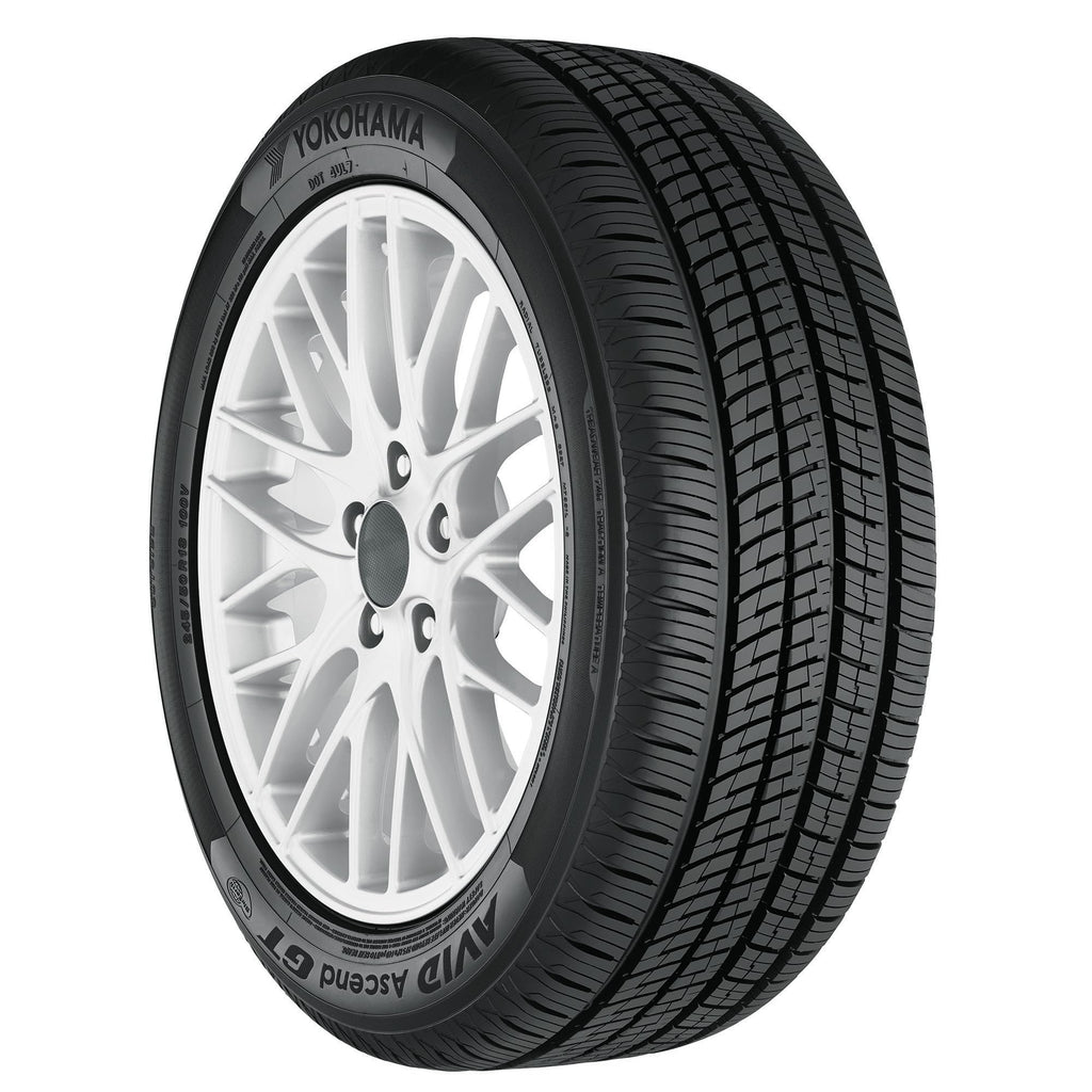 215/60R16 95V Tire Q614